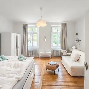 Apartment Charmante Altbauwohnung Im Herzen Der Altstadt, Heidelberg